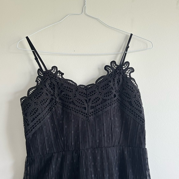 Dex Black Tiered Lace Dress (Size Medium) - Picture 2 of 6